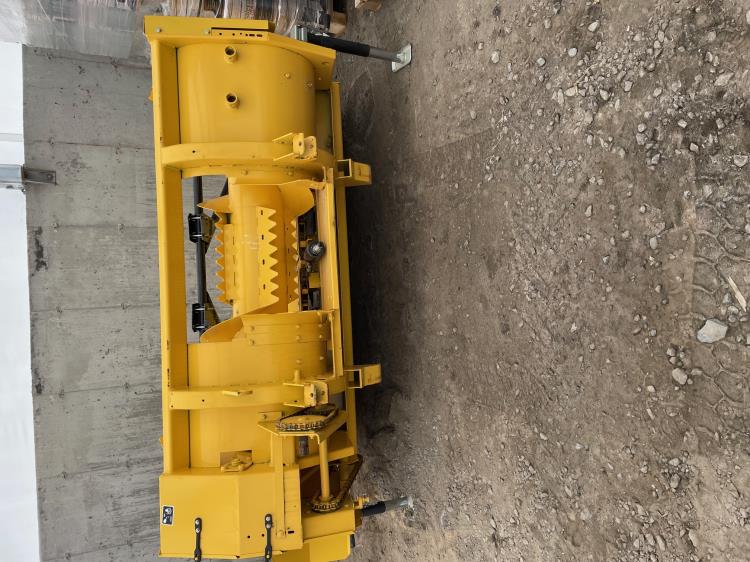 NEW HOLLAND 