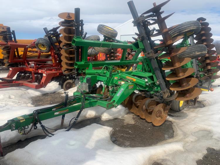 JOHN DEERE 